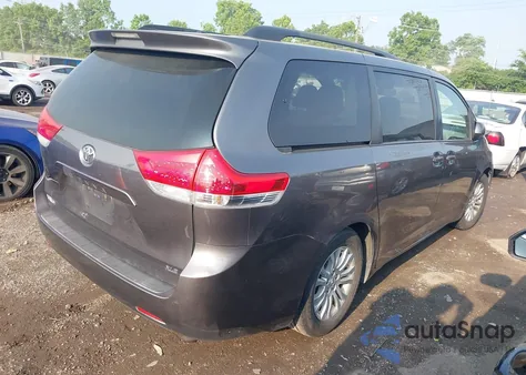 2011 Toyota Sienna Xle V6 from USA, damaged, VIN 5TDYK3DC7BS038411